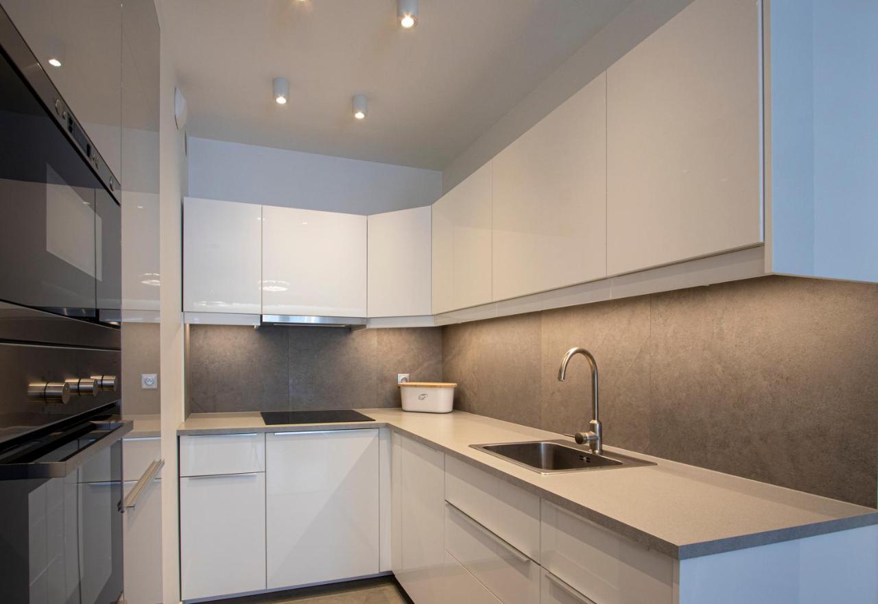 Апартаменти Cztery Oceany, Apartament Blisko Plazy, Grey Гданськ Екстер'єр фото